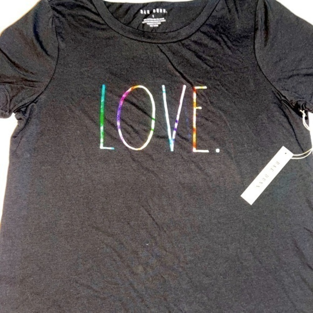 NWT Rae Dunn‎ LOVE Shirt